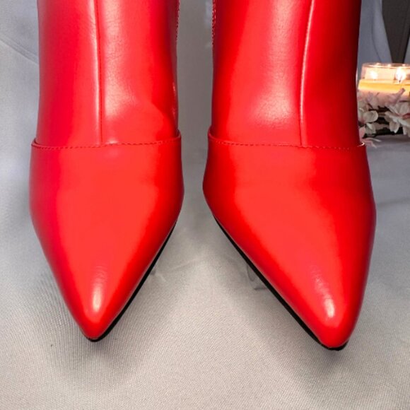 Turn Up the Heat in Red Cuffed High-Heeled Booties NWOT - Picture 6 of 8